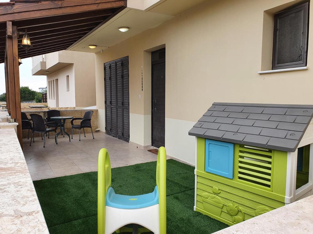 Pervolina Countryside By The Sea Villa เปร์โวเลีย ภายนอก รูปภาพ