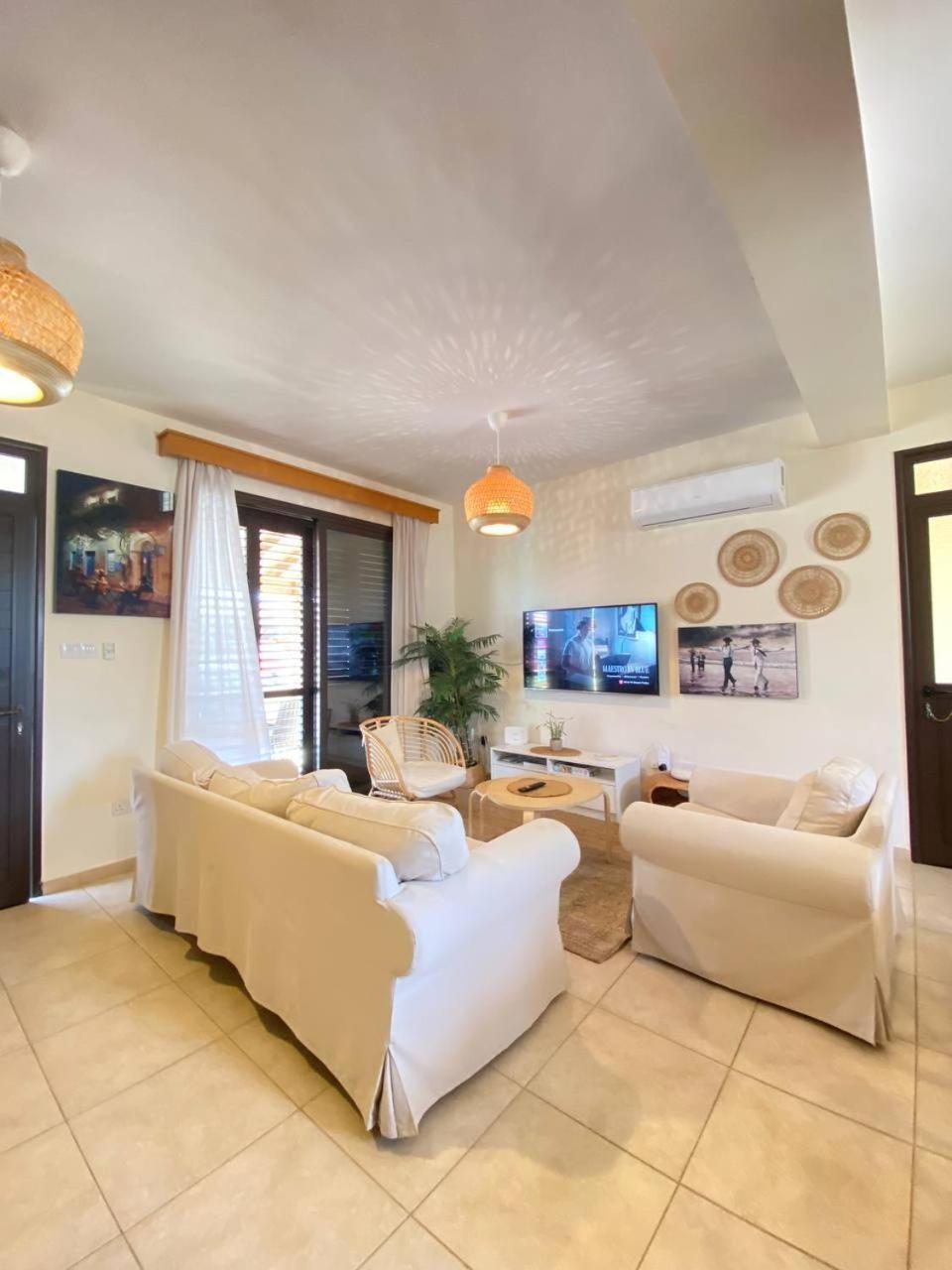 Pervolina Countryside By The Sea Villa เปร์โวเลีย ภายนอก รูปภาพ